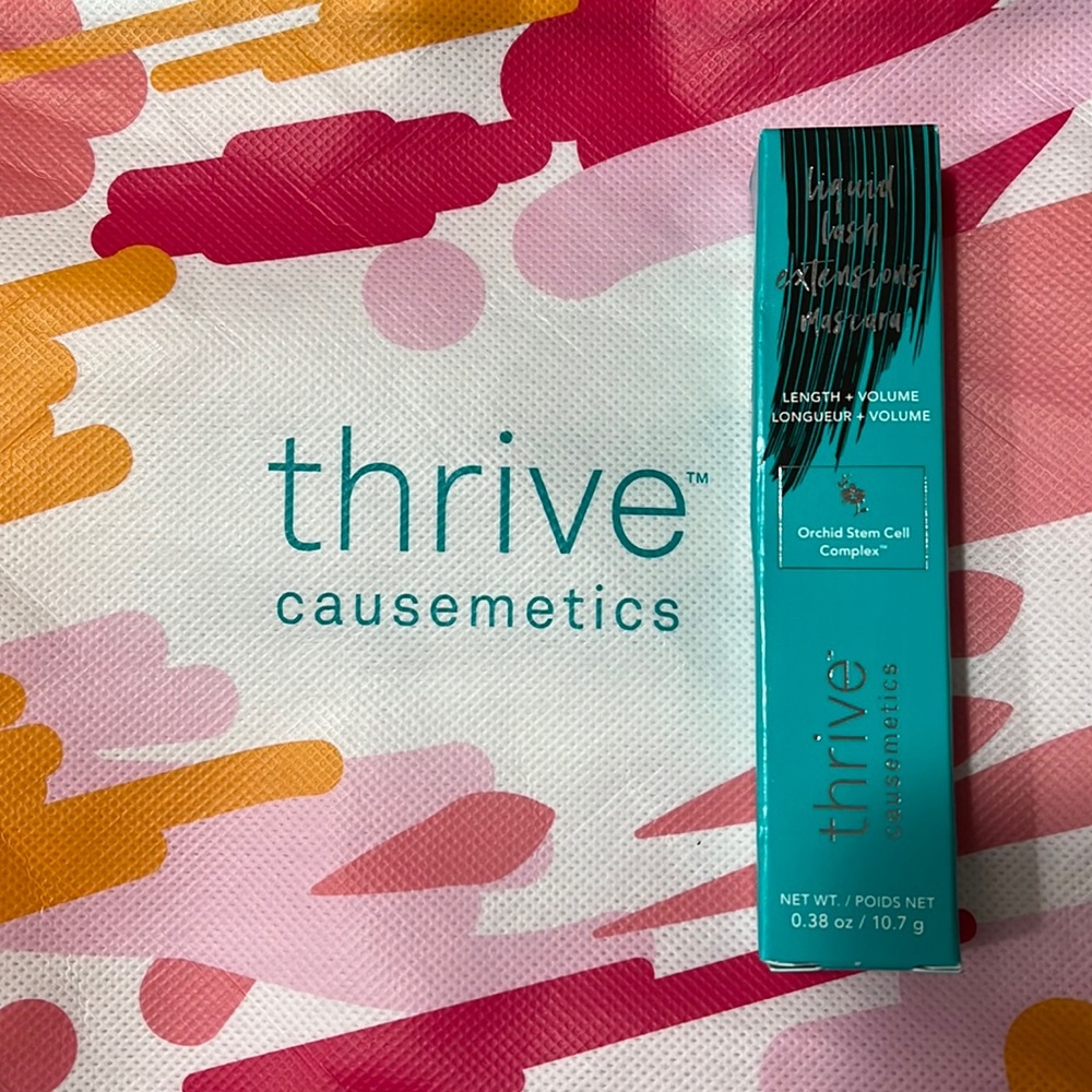 Thrive Causemetics - Liquid lash extension mascara (Brynn rich black)